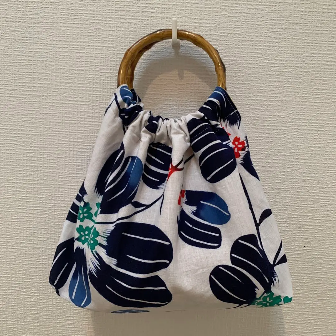 Thumbnail of Final price reduction! Yukata fabric ring handle bag