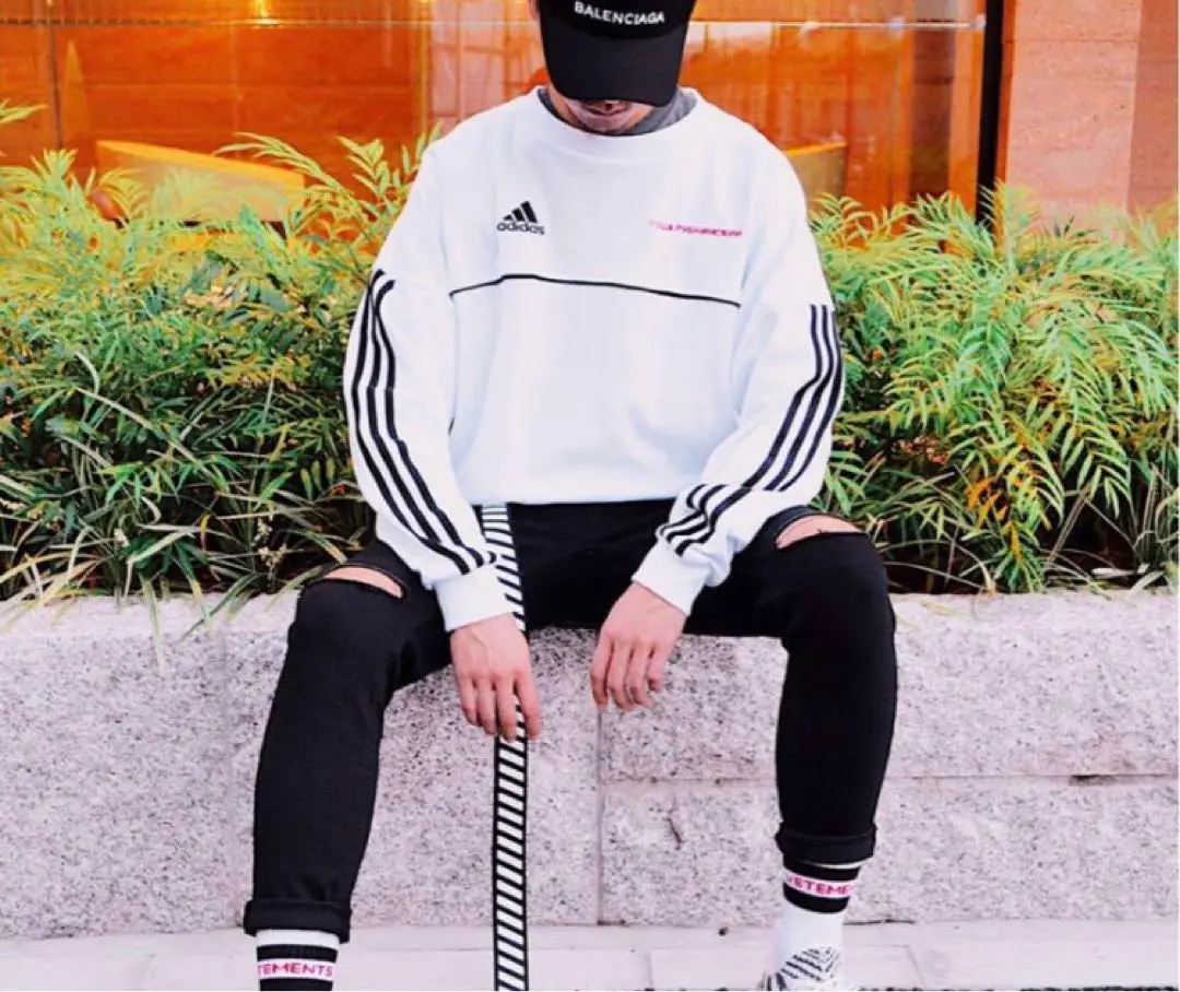 2025年最新】ゴーシャラブチンスキー adidas スウェットの人気