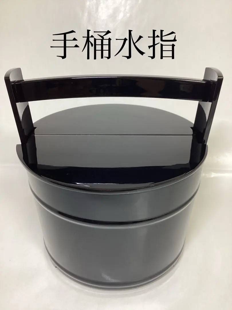 【宇】JA015 能登輪島塗 茶平一斎作 朱塗 手桶水指 共箱 輪島塗 茶平一斎作 真手桶水指 高さ：23.5cm 共箱 茶道具⁄25g020 栗山