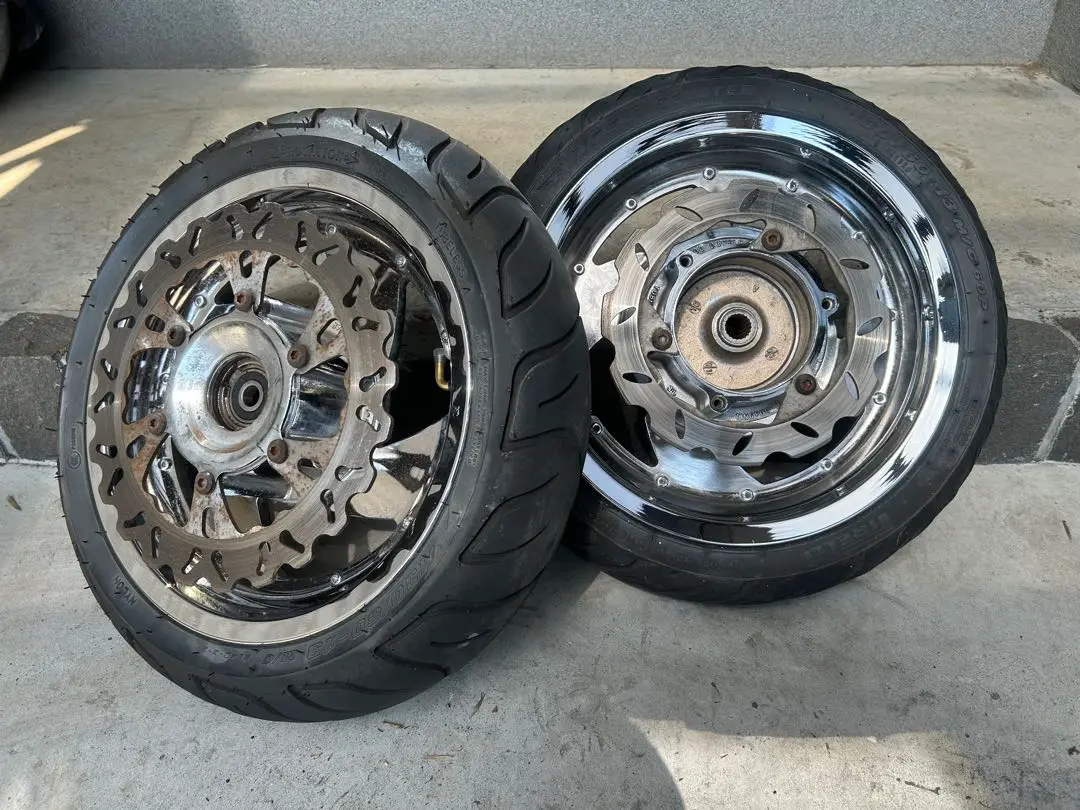 ヤマハ マジェスティ250C SG03J ホイールカバーメッキ 　訳あり ヤマハ マジェスティ250C SG03J ホイールカバーメッキ 訳あり