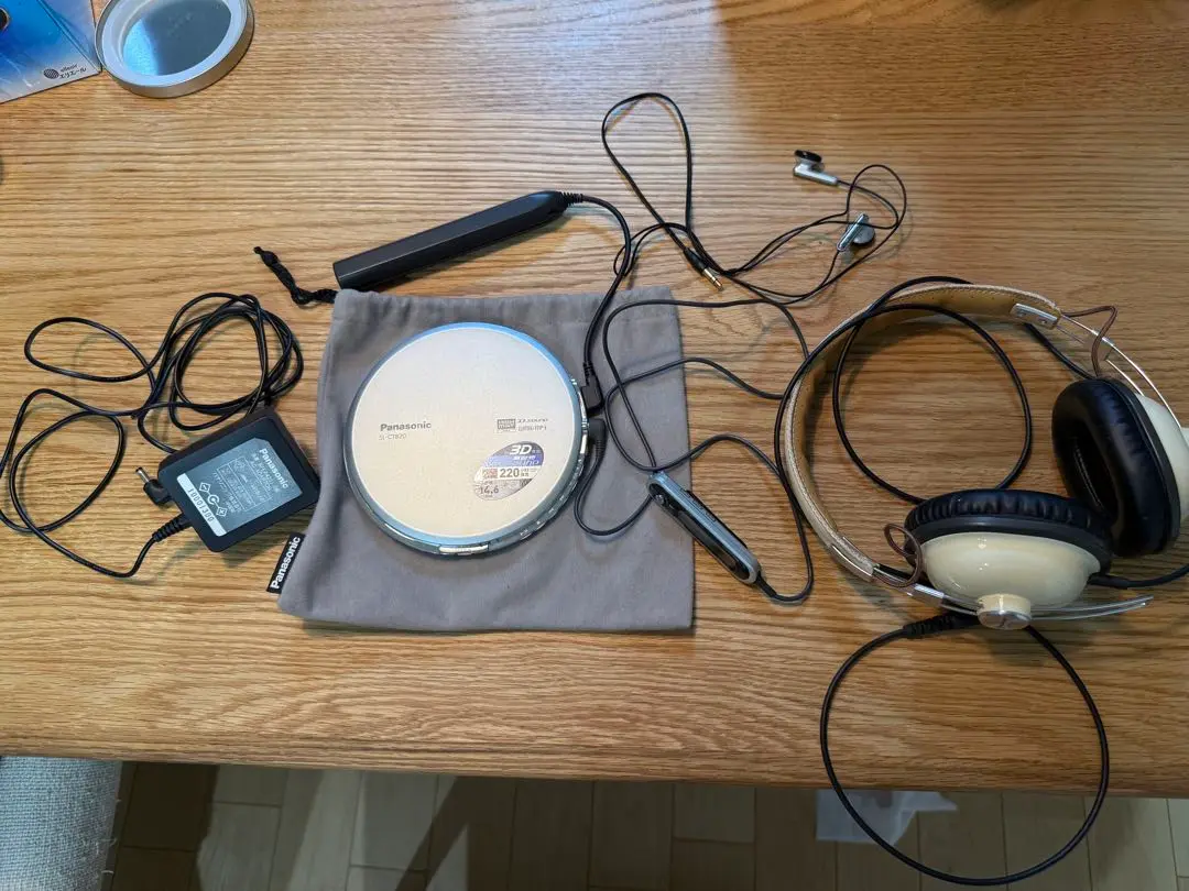 ポータブルプレーヤー Panasonic SL-CT820-K D.SOUND 概要 ポータブルCDプレーヤー SL-CT820 | オーディオ | Panasonic
