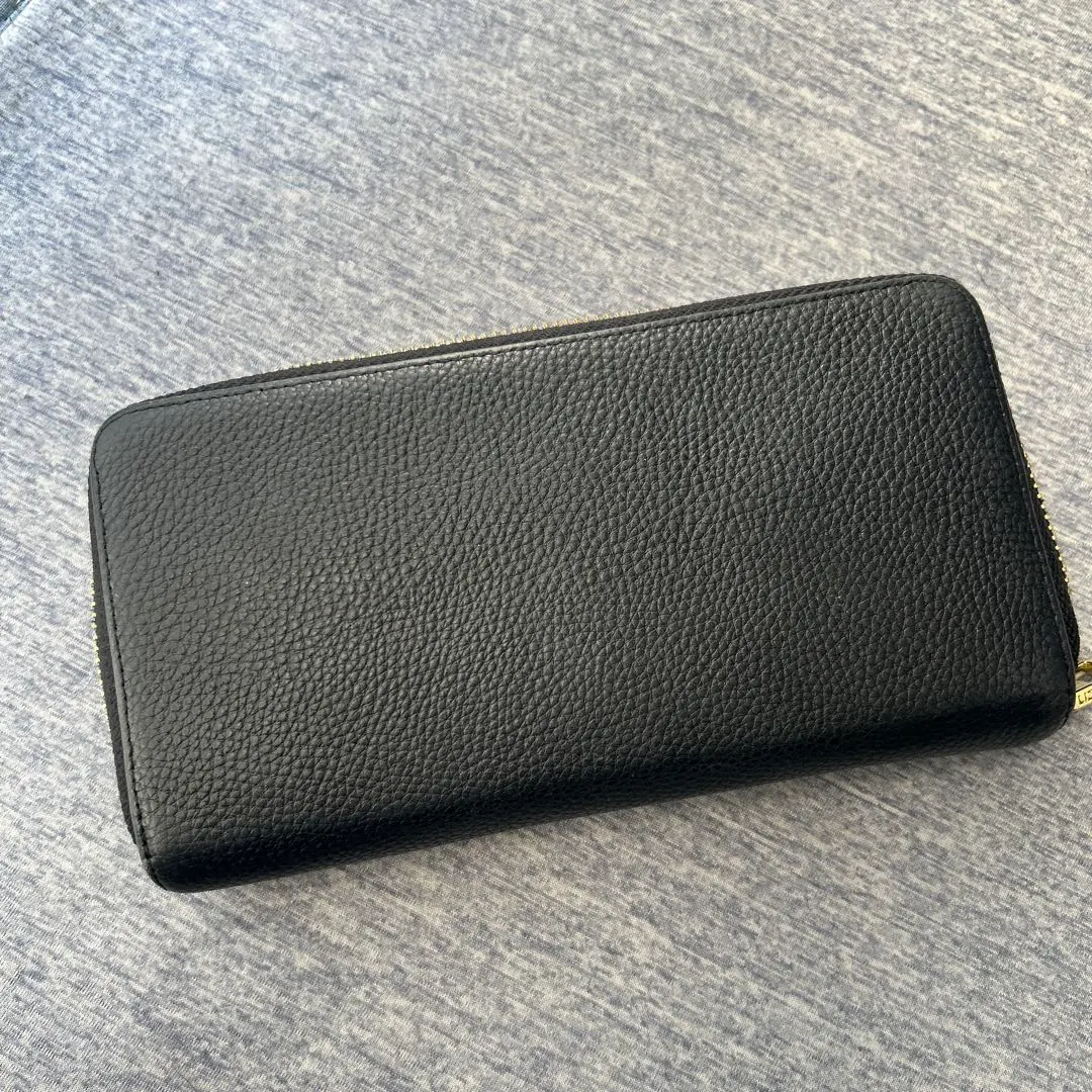 Thumbnail of Black long wallet, zipper closure