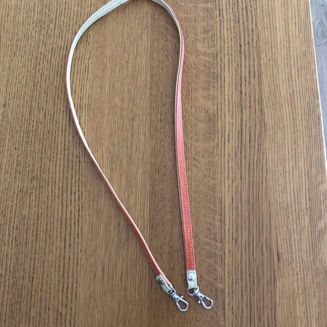 Thumbnail of Smartphone shoulder strap