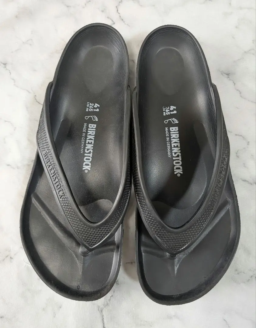 2025年最新】Birkenstock カラー：ブラック系 トングサンダルの