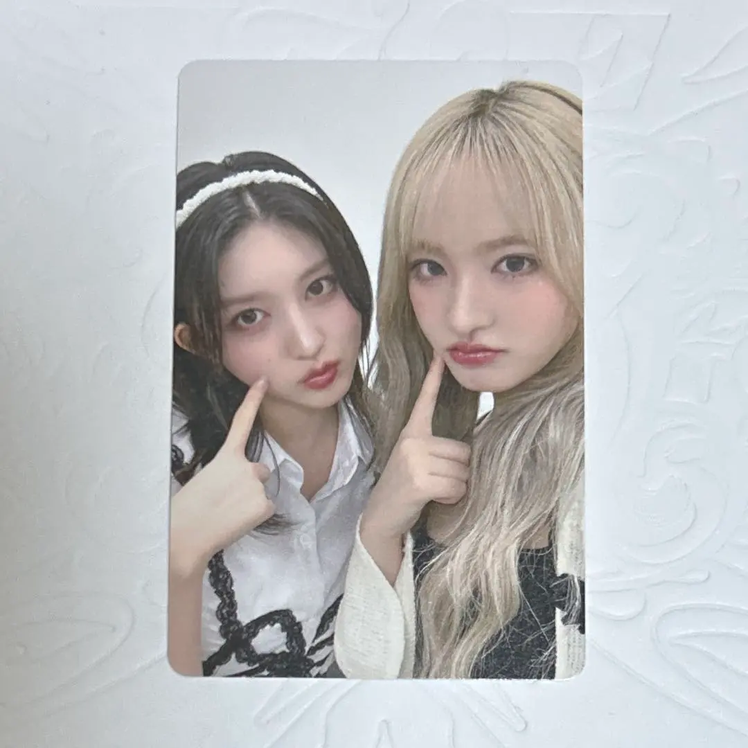 Thumbnail of IVE Alive 10/14 Osaka Off-Event: Liz, Gaeul, and Garibiz