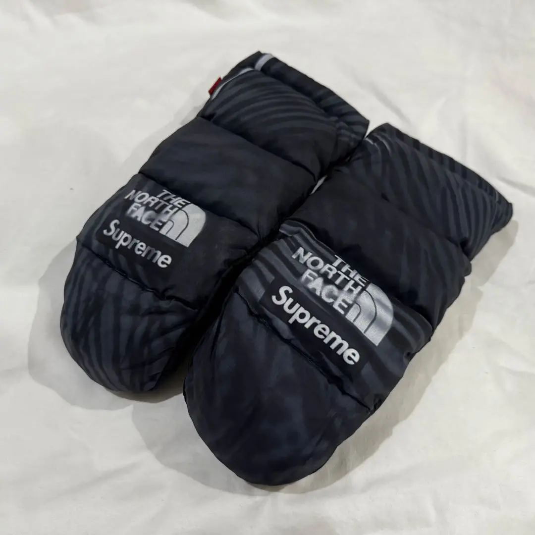 2025年最新】Supreme The North Face Printed Montana Mittの