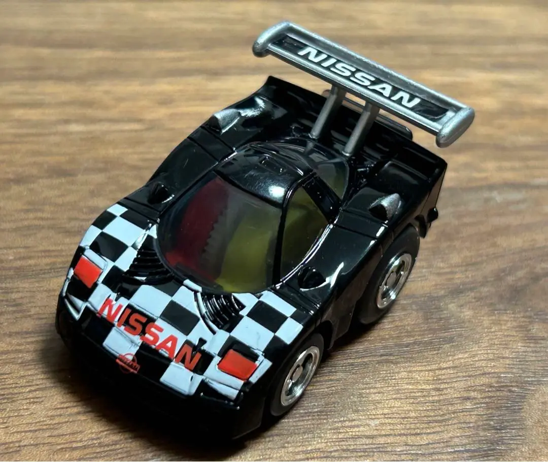 【新品袋未開封】旧タカラ 非売品 チョロQ 日産R390 黒&金＋ステッカー チョロQスペシャルブック ニッサン: R90CP・R390GT-1