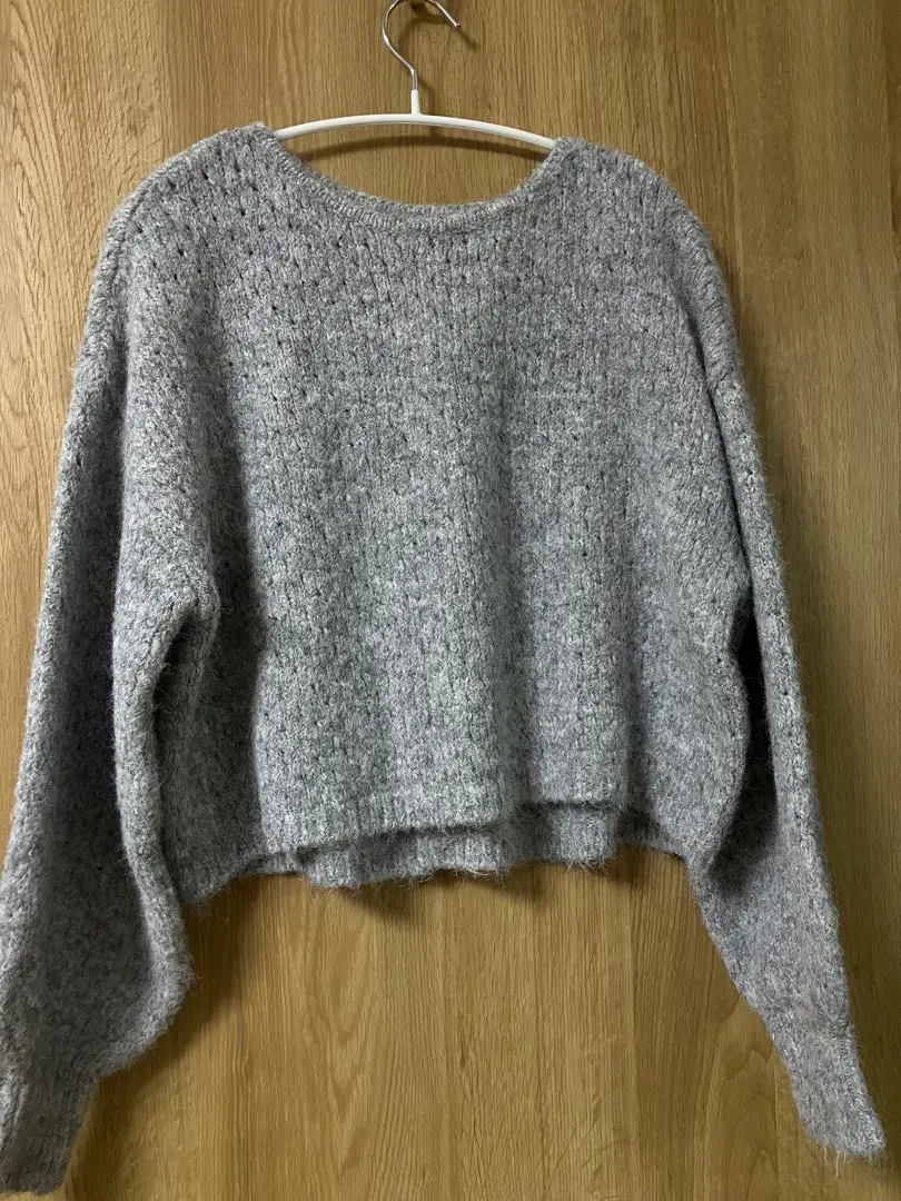 Thumbnail of Gray Volume Sleeve Knit, F Size