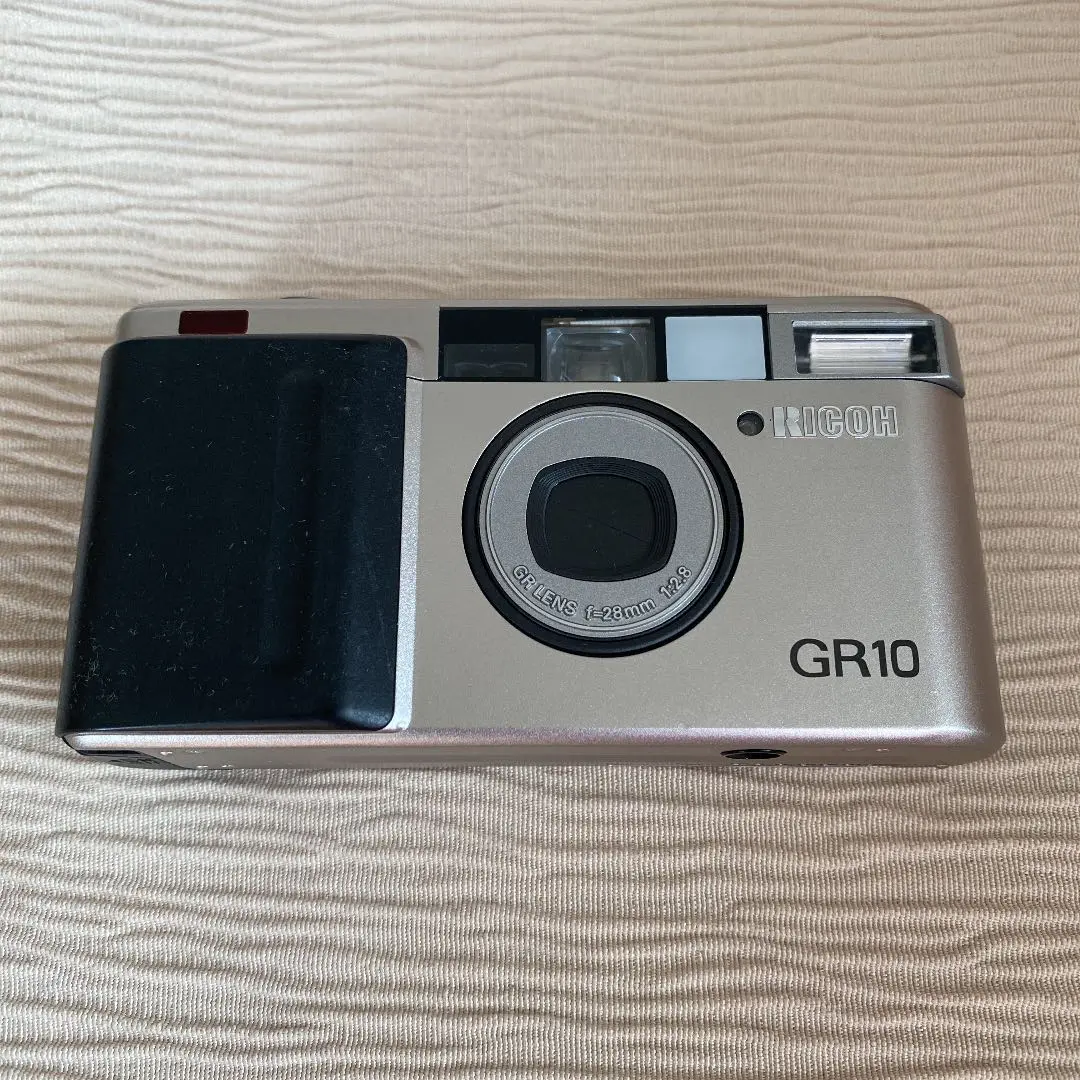 RICOH GR DIGITAL IV 10.4MP Digital Camera Black Body