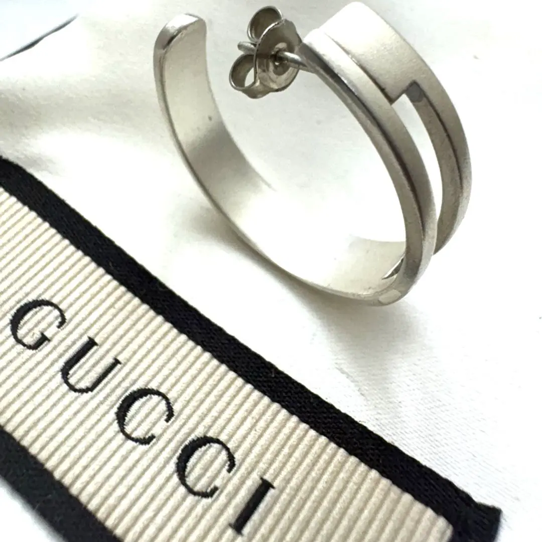 GUCCI シルバー ロゴ ピアス(片耳用) 2025年最新】GUCCI カラー：シルバー系 ピアス(片耳用)の人気