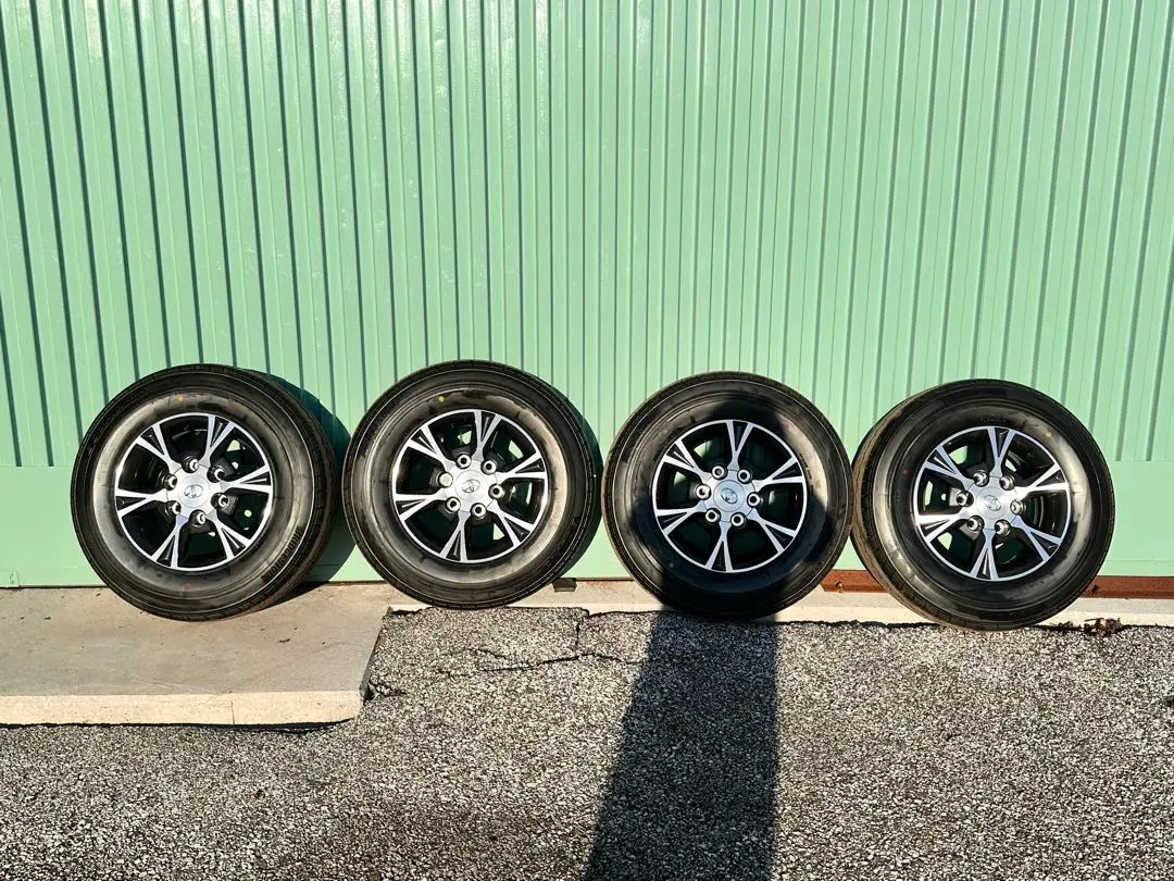 ハイエース純正アルミホイール ハイエース ホイール 純正アルミ 中古の通販 by ゆう's shop｜ラクマ