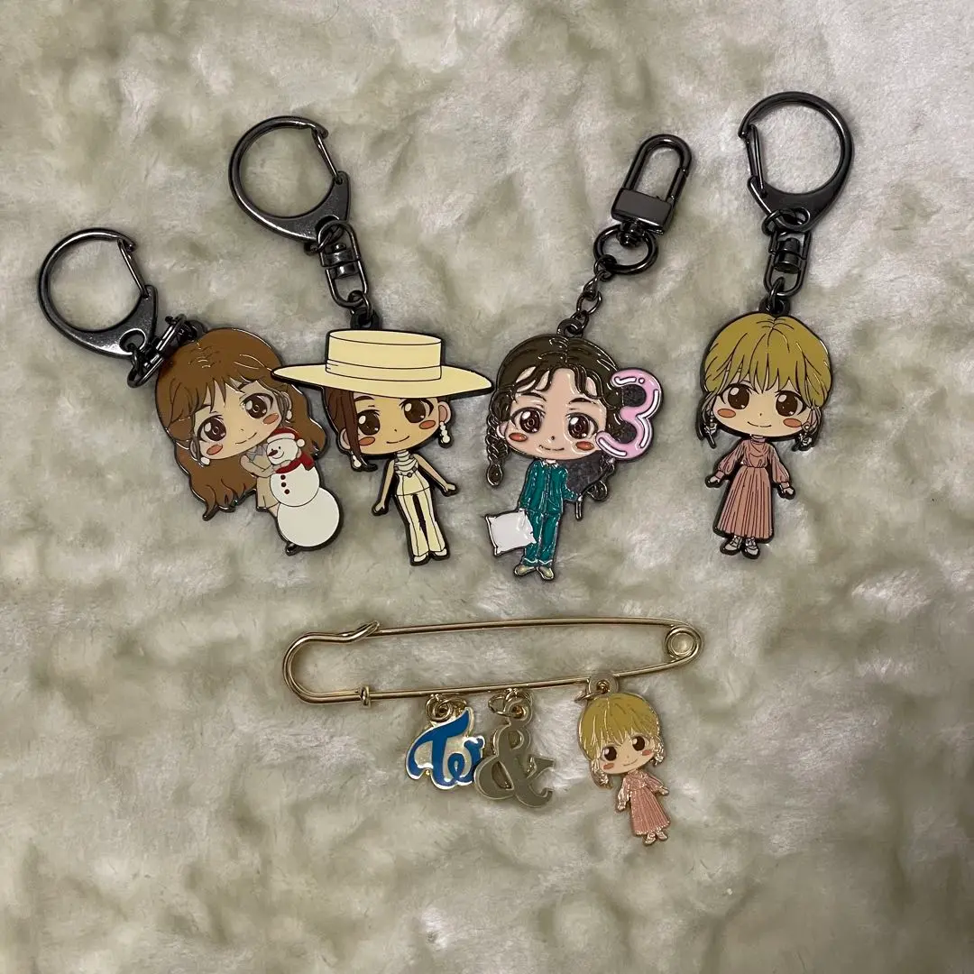 Thumbnail of TWICE Tzuyu Keychain