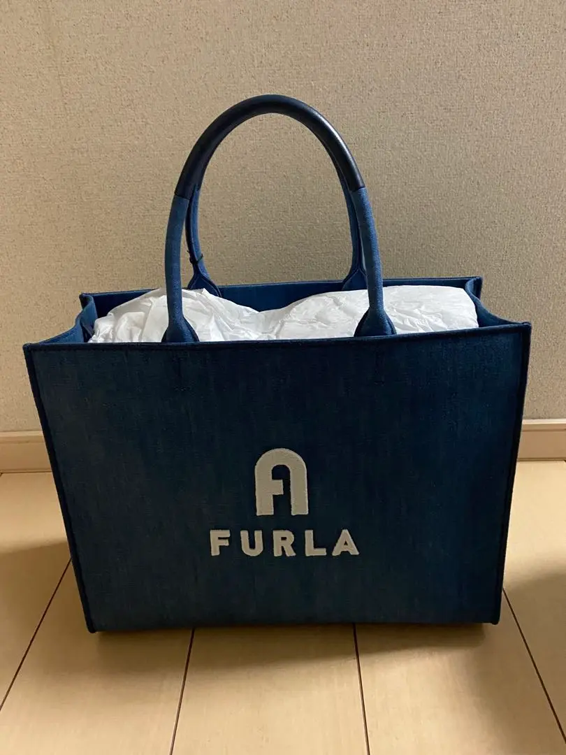 FURLAエコバッグ 2025年最新】FURLA レディース エコバッグの人気アイテム - メルカリ