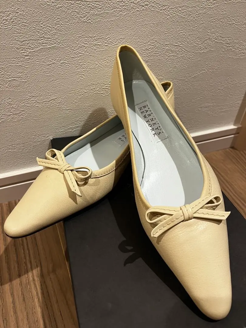 2025年最新】BARNEYS NEW YORK フラットシューズ・バレエ