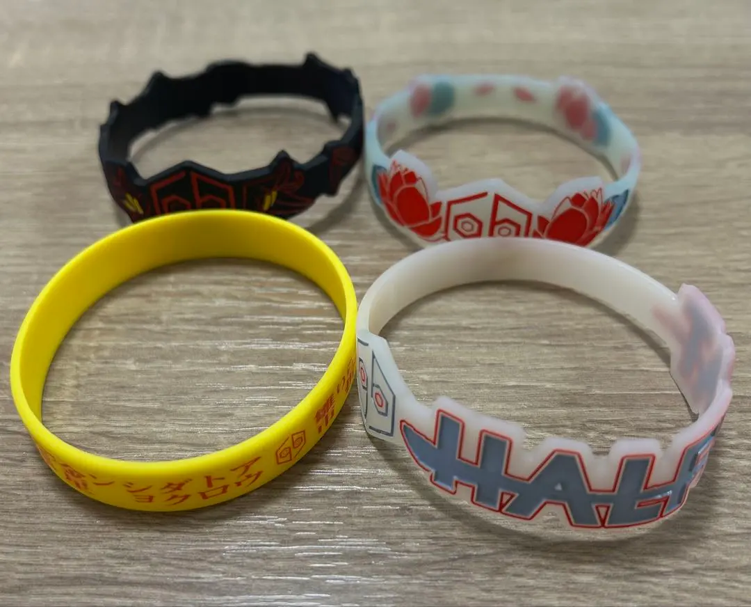 Thumbnail of Queen Bee Rubber Bands - Bulk Sale