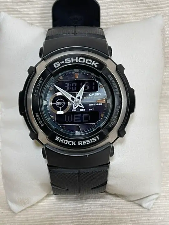 ひ*り様 【未使用級の極美品】G-SHOCK G-300LV アナデジ　ピュアホ G-300LV-7AJF | CASIO