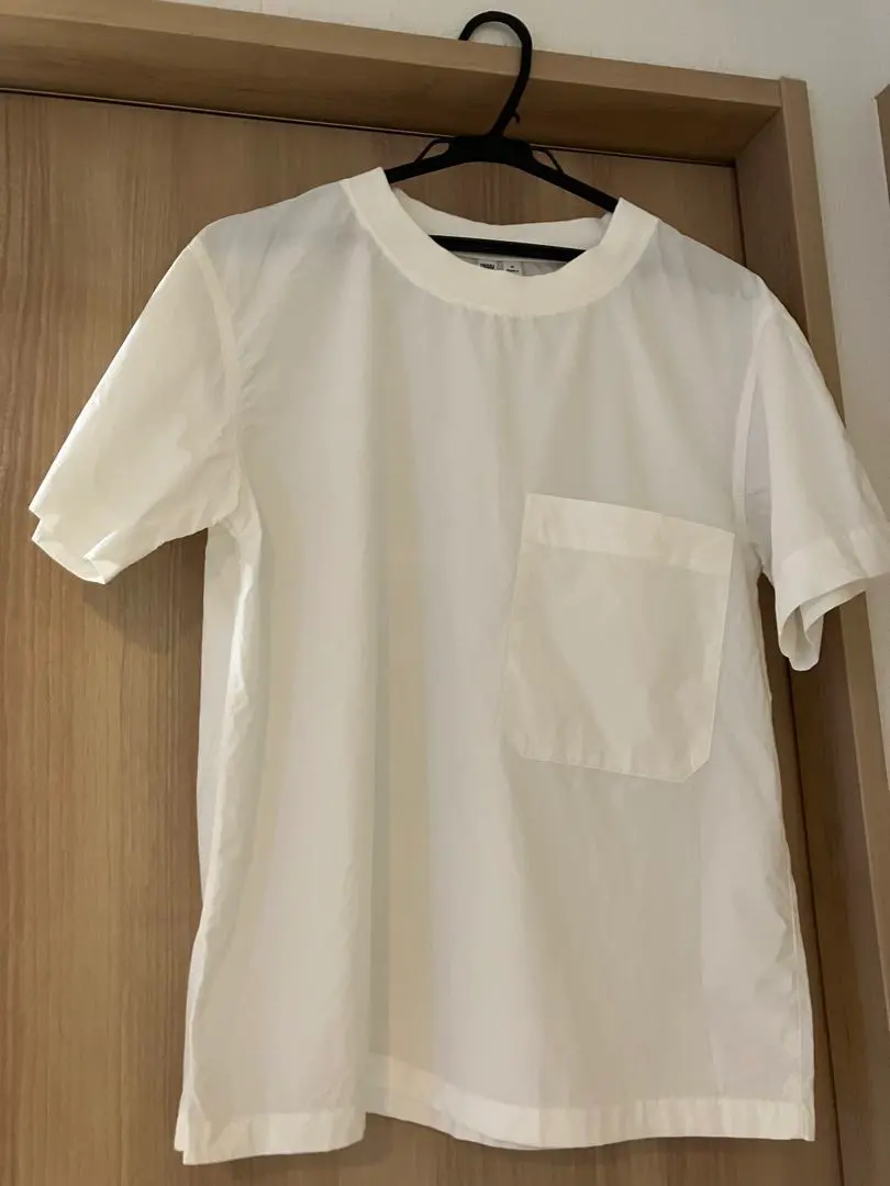 Thumbnail of White T-shirt, size M, with pocket