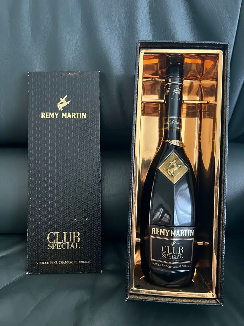 古酒REMY MARTIN CLUB SPECIAL ギフトボックス入り 即出荷】 古酒REMY MARTIN CLUB SPECIAL ギフトボックス入り