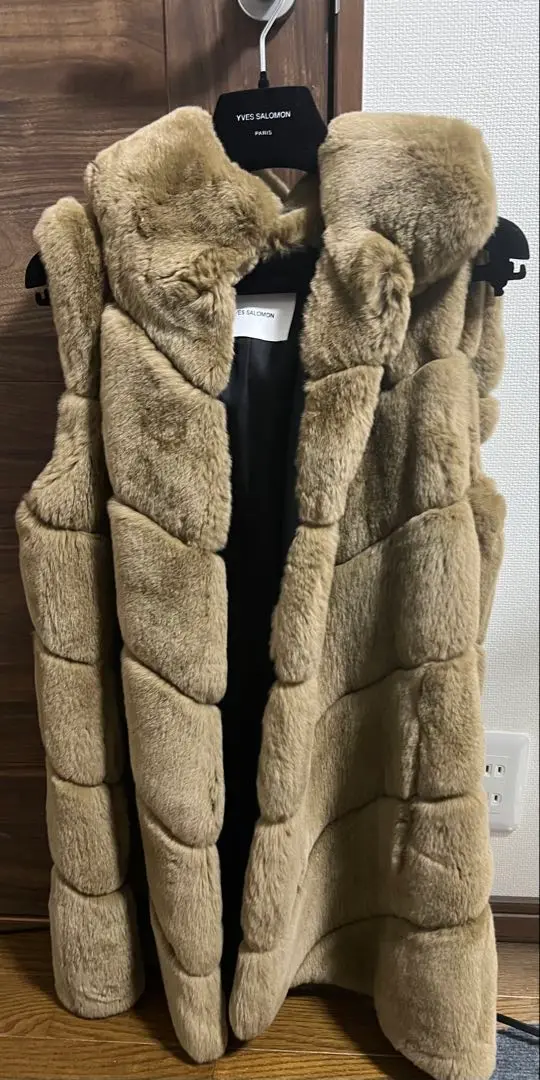極美品　イヴサンローラン 染めフォックス ファーコート 本毛皮 狐 ハーフコート 2025年最新】Yves Saint Laurent 毛皮・ファーコートの人気