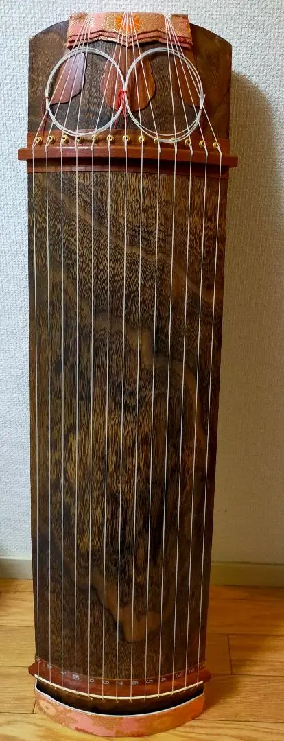短琴 ミニ琴 箏 和楽器 弦楽器 13弦 約42cm セット 猫足つき 畳有り 当店限定販売】 和楽器 箏 ミニ琴 短琴 弦楽器 畳 猫足つき