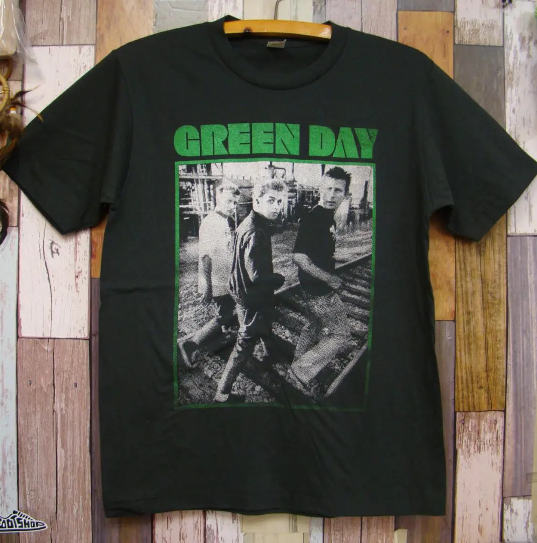 Thumbnail of XL ★ New Green Day T-shirt ★ Punk ★ Bunny