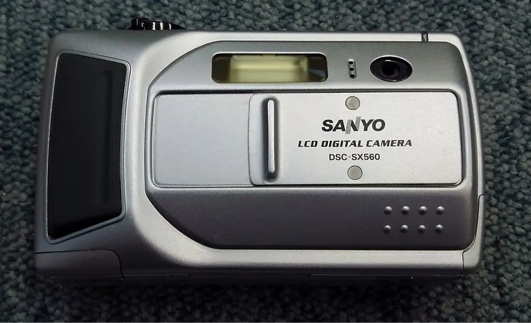 SANYO DSC-SX560 デジカメ フルセット 美品 a4523 SANYO DSC-SX560 デジカメ フルセット 美品 a4523 - メルカリ