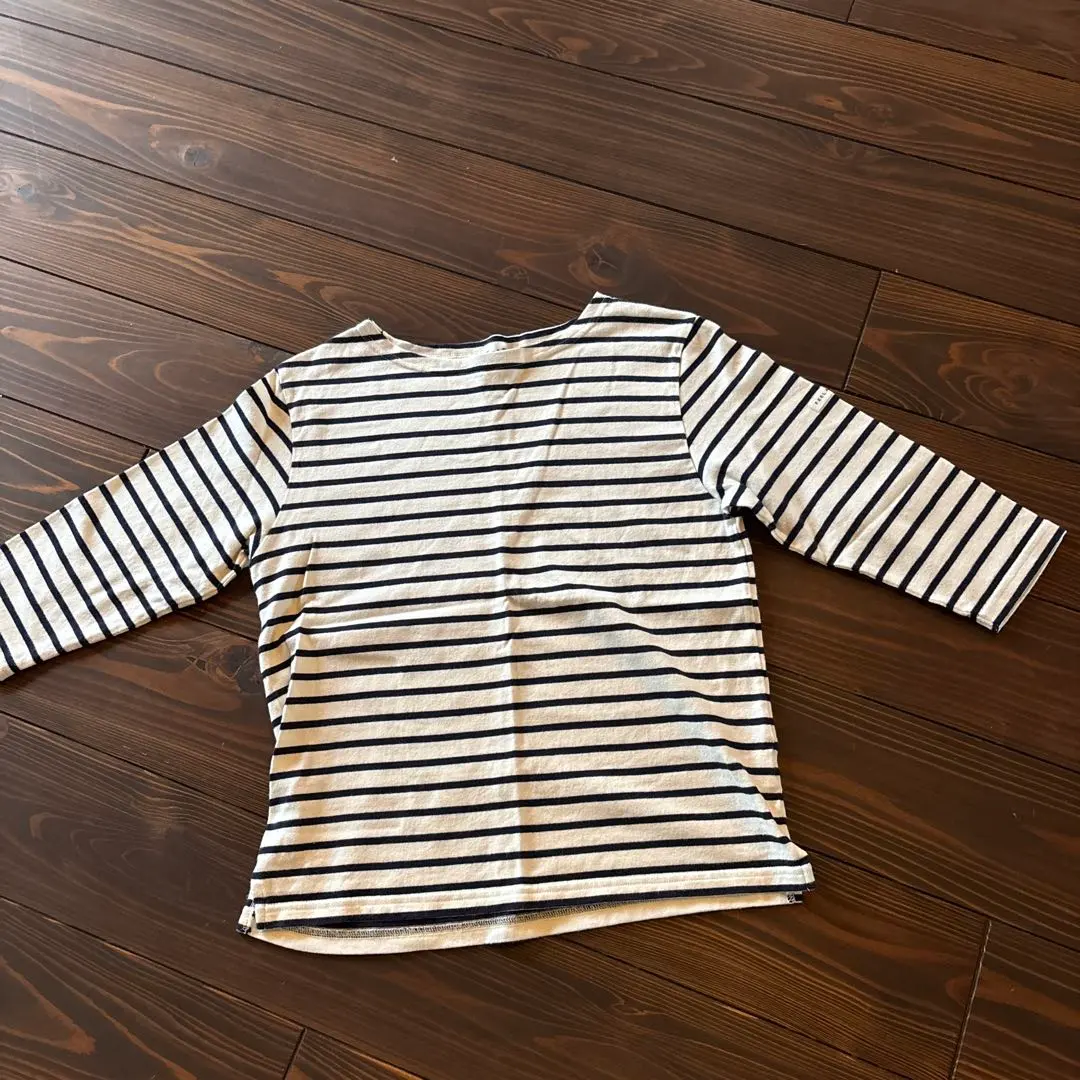 Thumbnail of Striped Boat Neck Five-Sleeve T-shirt