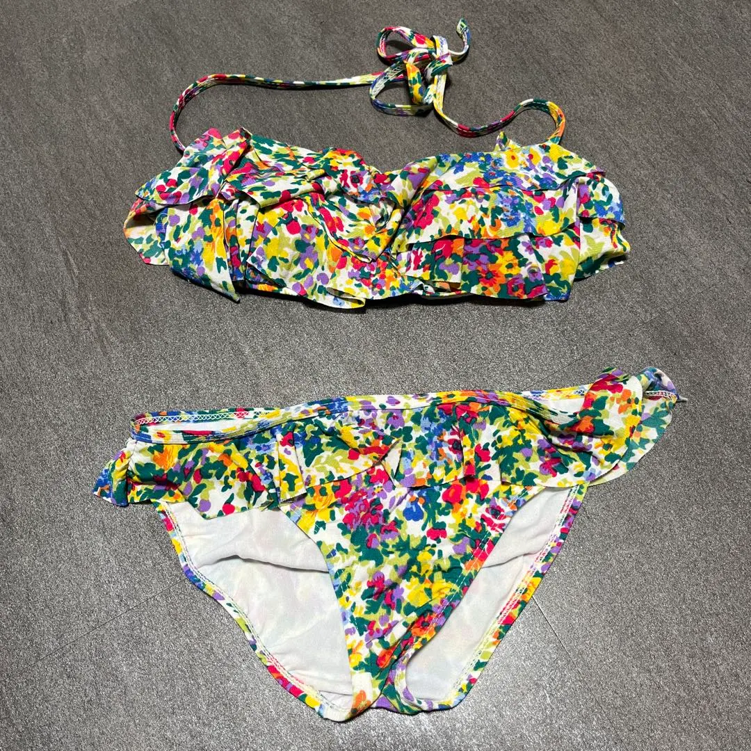 Thumbnail of 【Excellent Condition】DHOLIC Floral Separate Swimsuit Bikini
