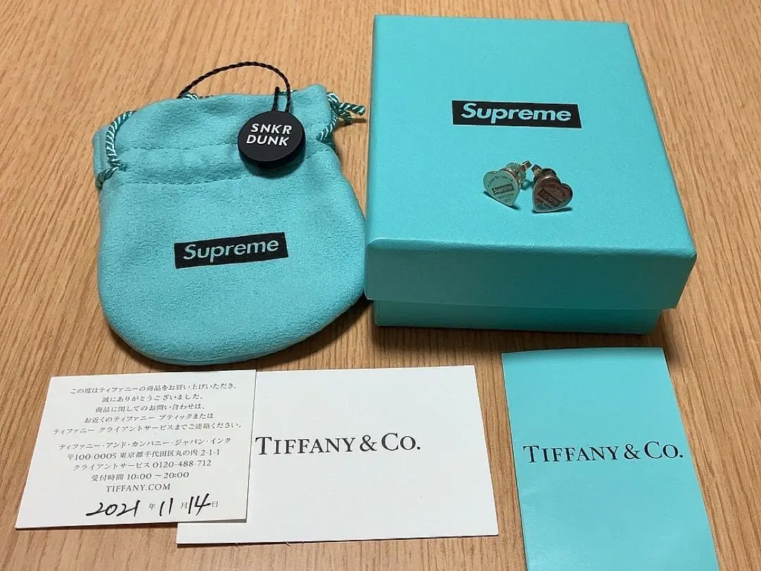 Supreme / Tiffany & Co. ピアス 2025年最新】tiffany supreme ピアスの人気アイテム - メルカリ