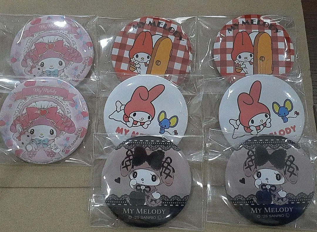 Thumbnail of My Melody button badge set