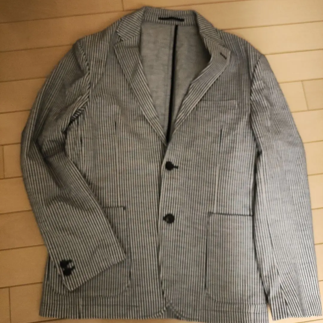 條紋西裝外套 的縮圖