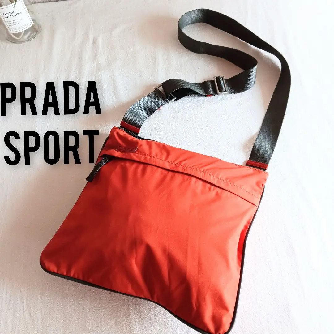 【未使用級✨】PRADA　プラダスポーツ　ショルダーバッグ　ナイロン 税込) 【極美品・使用感少ない】PRADA SPORT ナイロン ワン