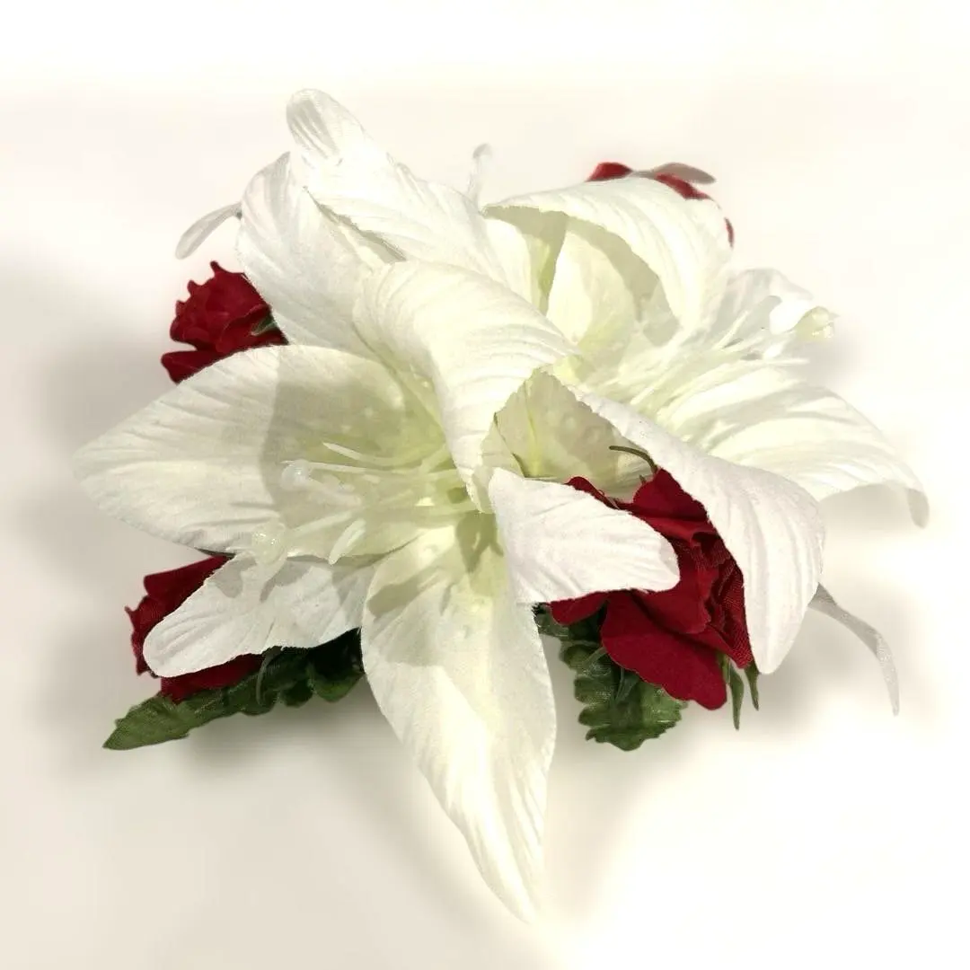 Thumbnail of Brand new, unused hula dance hair clip