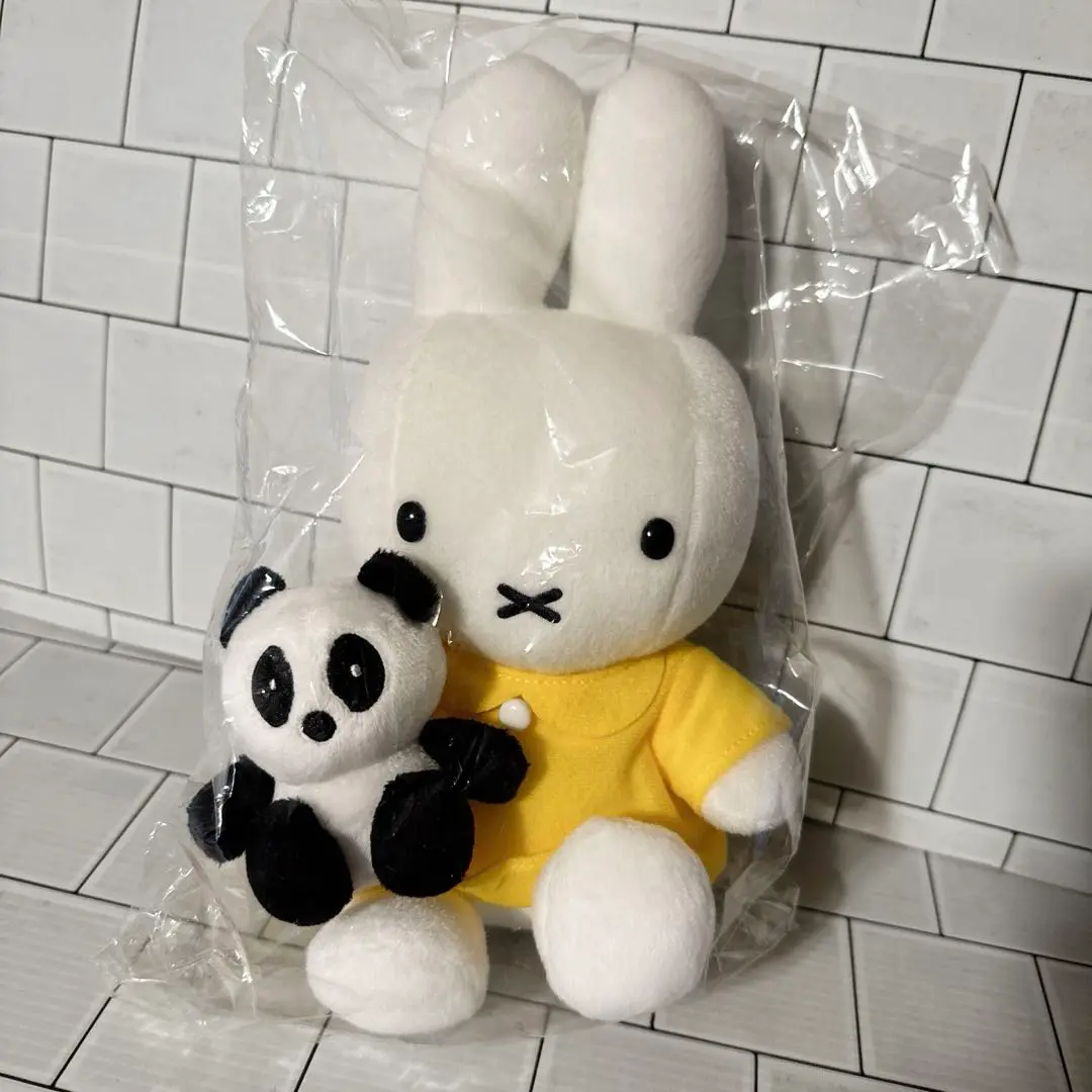 ミッフィー　ぬいぐるみ　パンダ抱っこ miffy - ミッフィースタイル限定 パンダ抱っこミッフィー