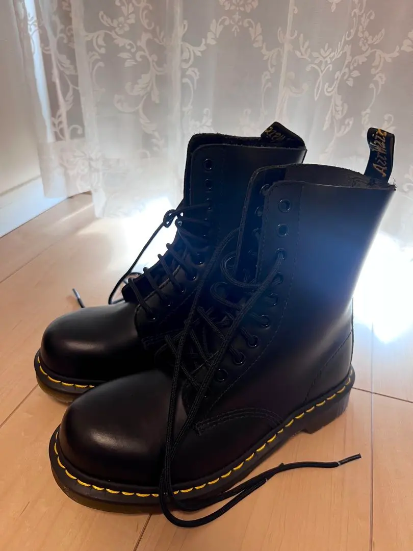 Dr. Martens バーガンディUK6 25cm 10ホール　1919 Dr. Martens バーガンディUK6 25cm 10ホール 1919