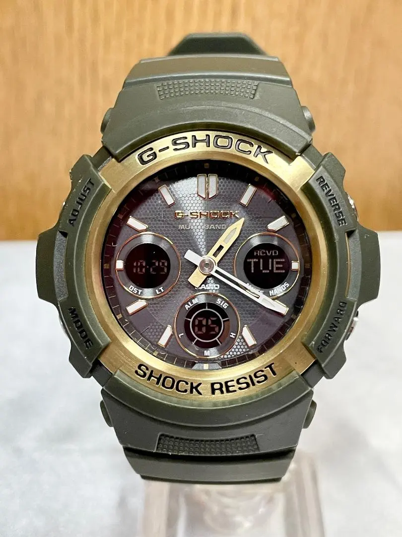 新品 大人気商品 廃番レア G-SHOCK AWG-M100A-3AJF カーキ