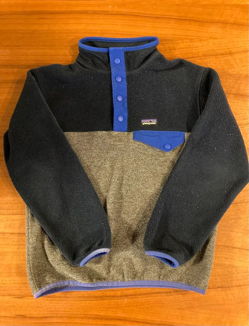 Thumbnail of Patagonia Kids' Lightweight Synchilla Snap-T Pullover