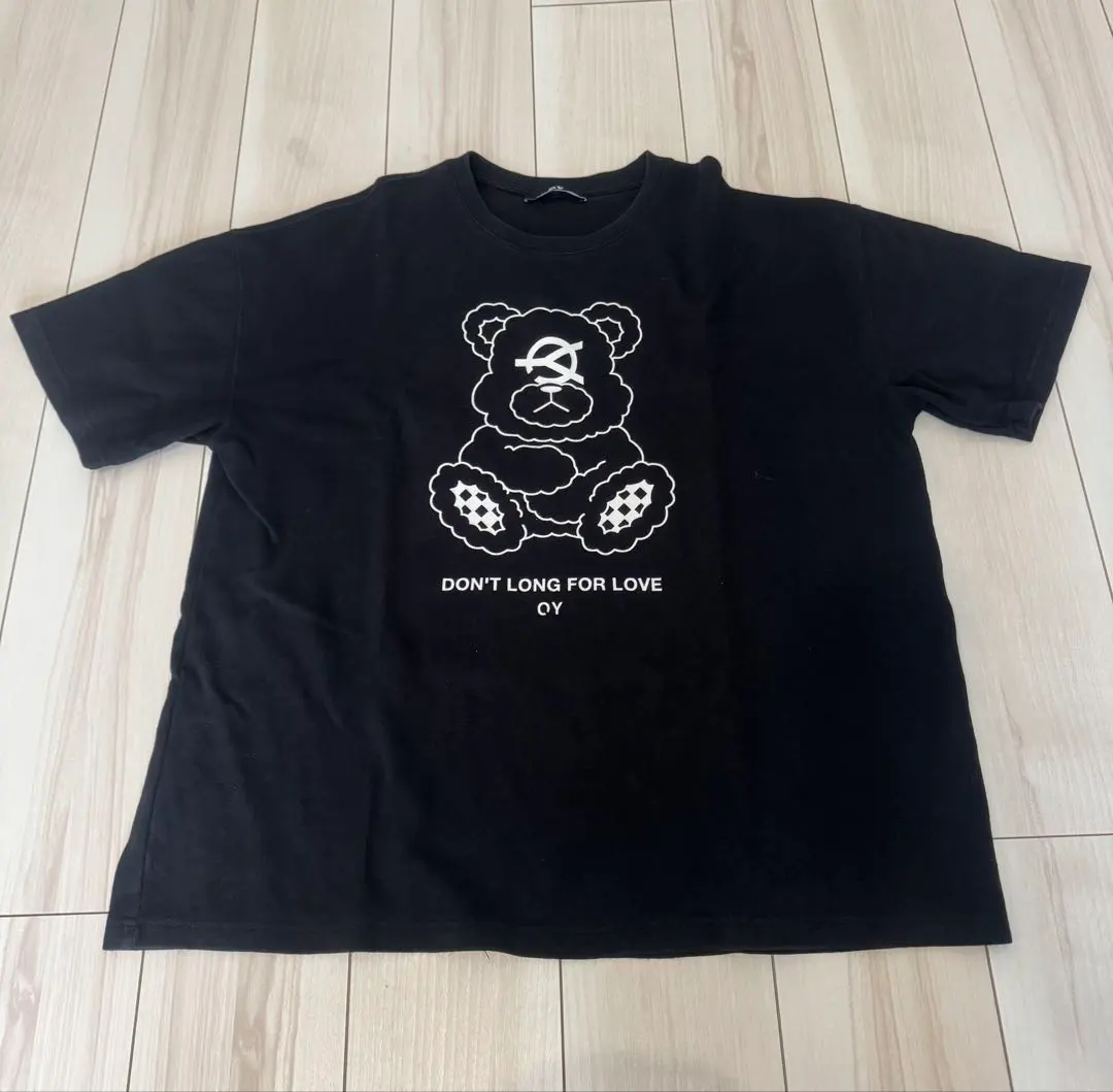 Thumbnail of OY Kuma Illustration Black T-shirt
