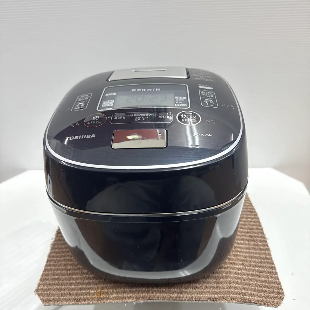 TOSHIBA IH炊飯器 RC-10VSV【ジャンク品】 2024年製 TOSHIBA IH炊飯器 RC-10VSV