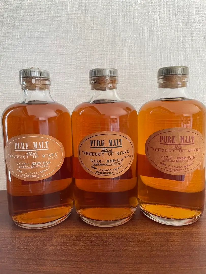 ニッカウイスキーピュアモルト　ホワイト&レッド&ブラック3本セット NIKKA「ピュアモルト・レッド＆ブラック」withピュアモルト