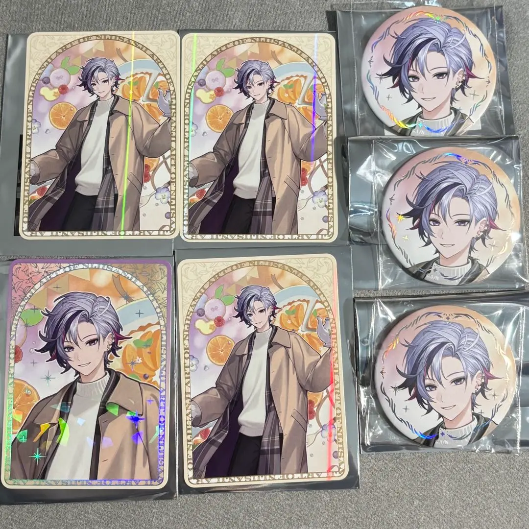 Thumbnail of ART OF NIJISANJI Random Collection Card & Can Badge