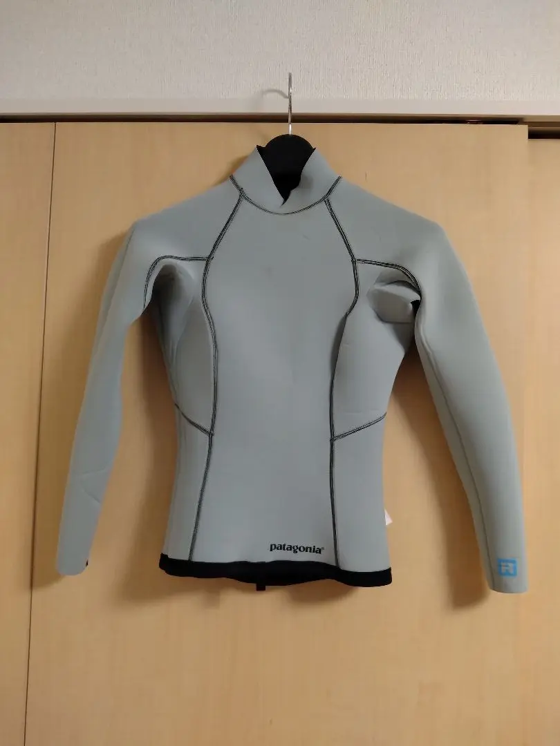 美品！patagonia ネイビー タッパー レディース　サイズ2 美品！patagonia ネイビー タッパー レディース サイズ2 - メルカリ