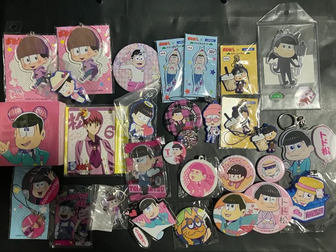 Thumbnail of Todomatsu Osomatsu-san Can Badge Acrylic Stand Set Bulk Sale Lot