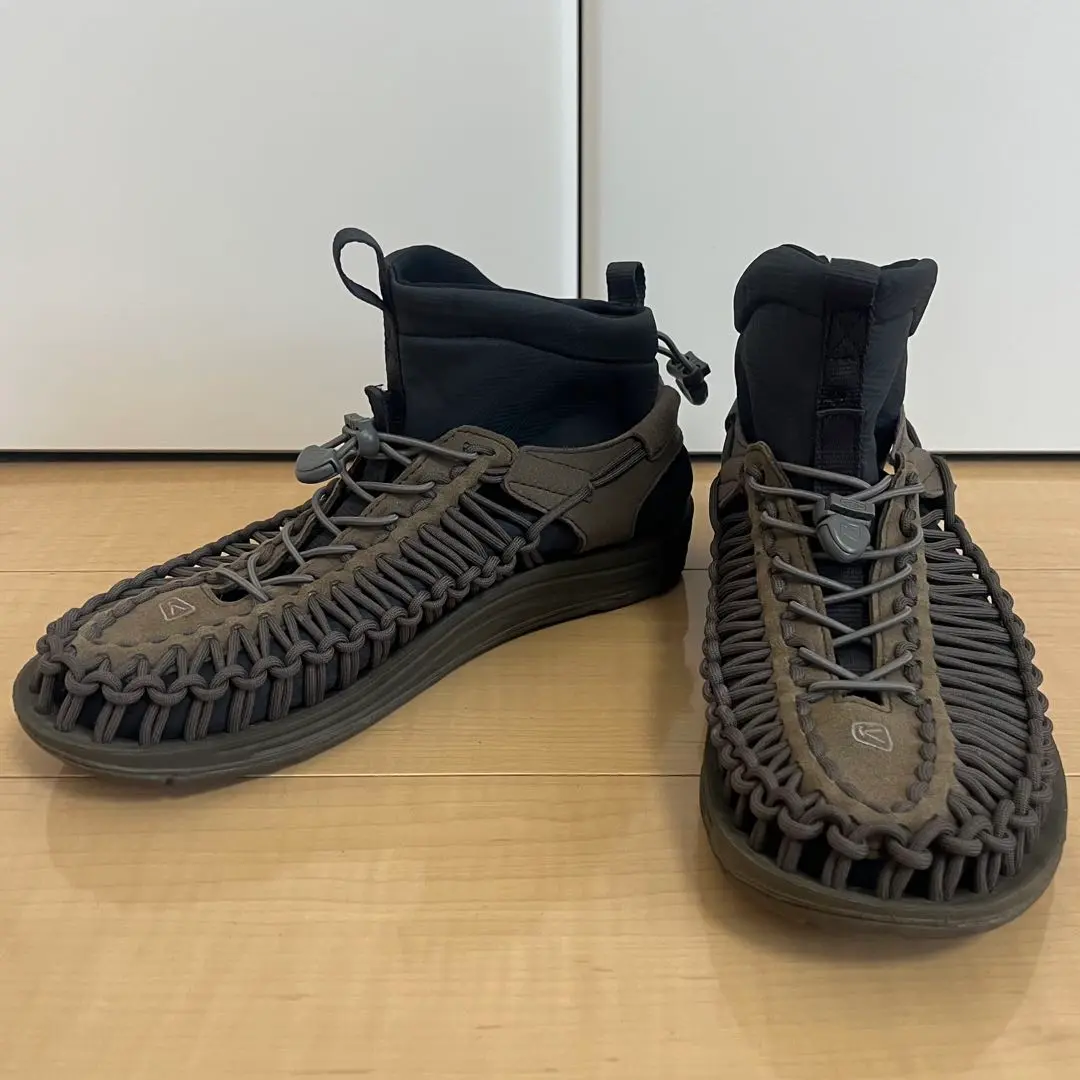 中古　美品 KEEN キーン UNEEK HT MID 27 メンズ 靴 2025年最新】keen uneek ht midの人気アイテム - メルカリ