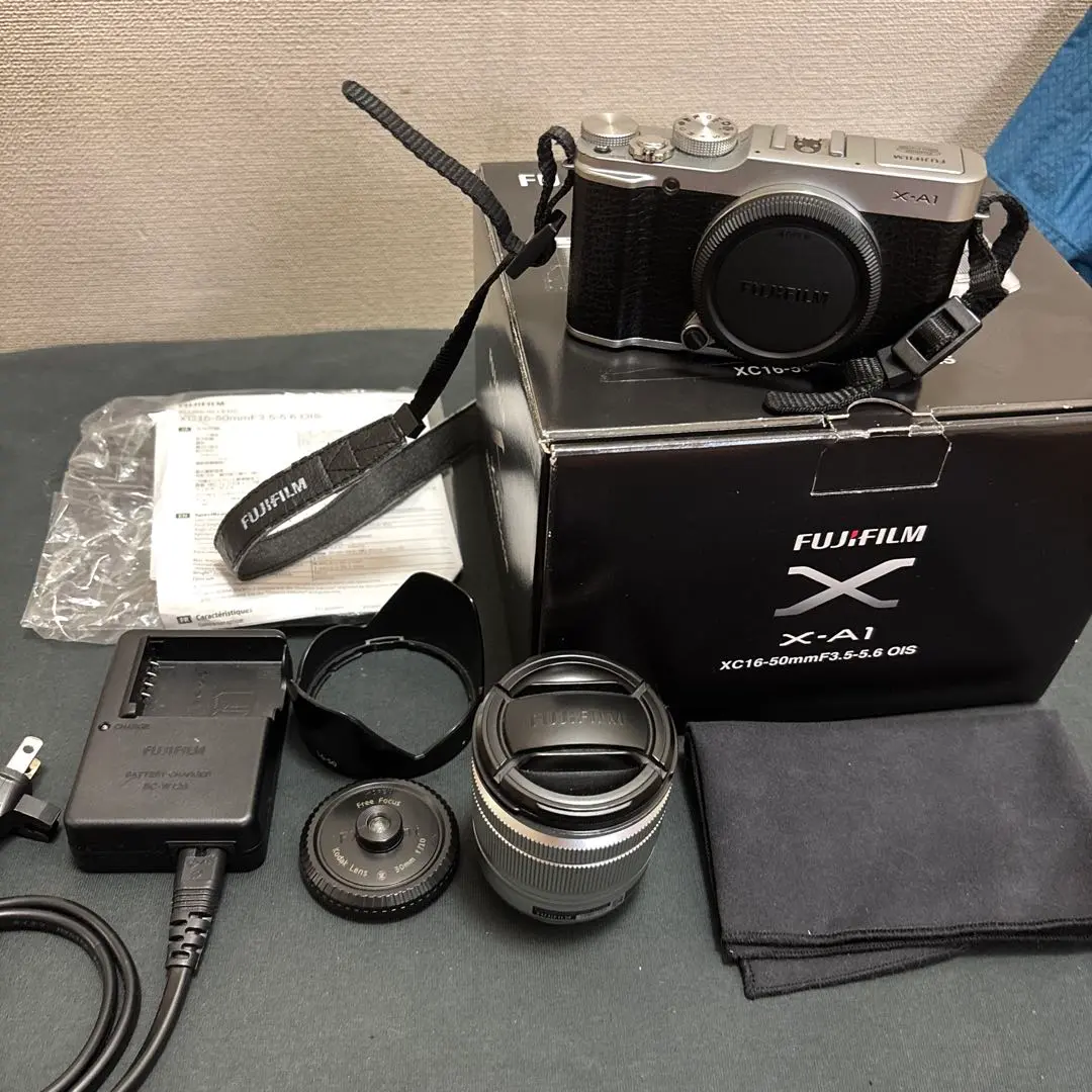Tsuki FUJIFILM X-A1 ダブルレンズキット WiFi対応 高画質・高性能のデジタルカメラ「Xシリーズ」にエントリー