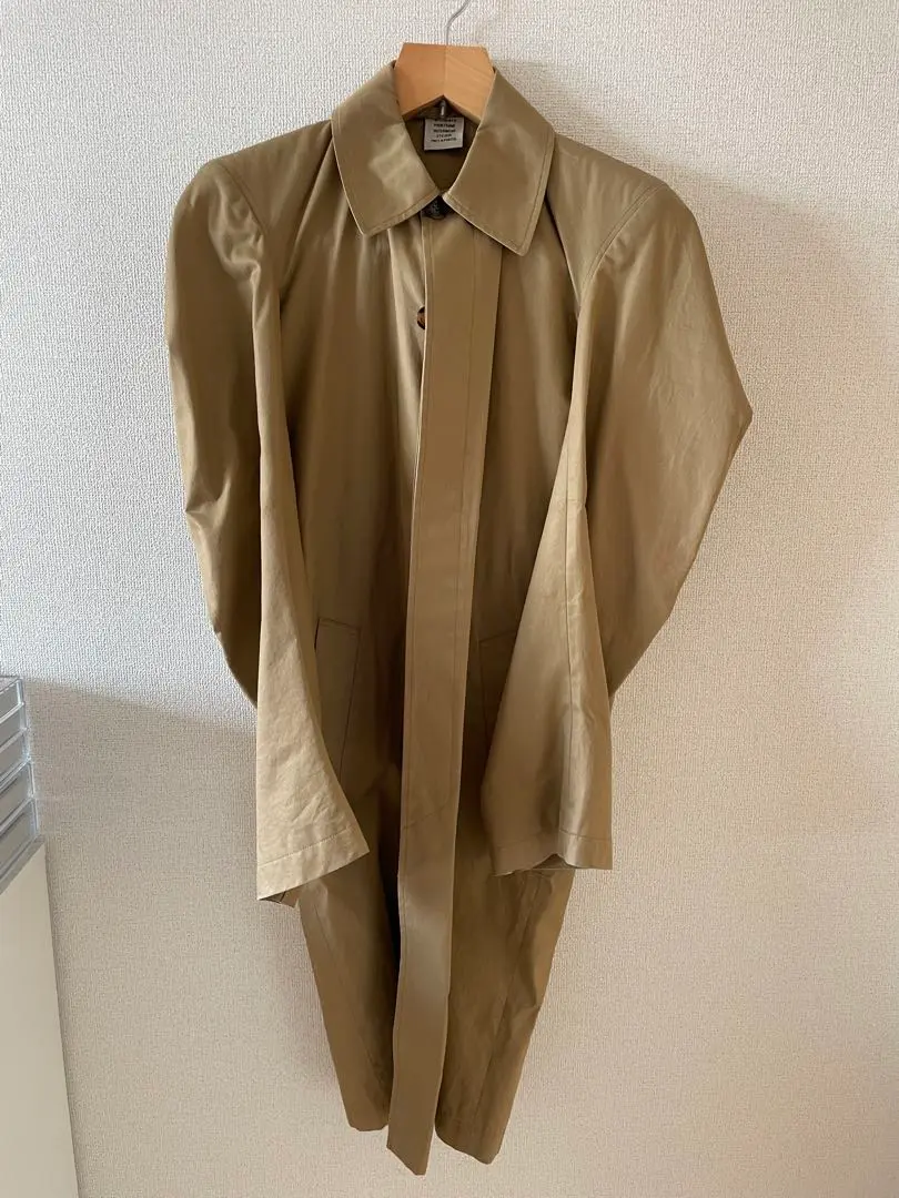 2025年最新】VETEMENTS トレンチコートの人気アイテム - メルカリ