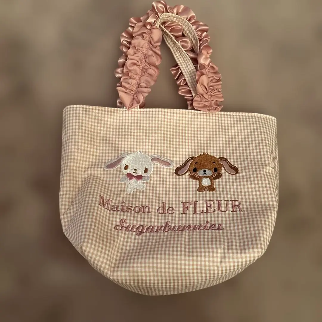 メゾンドフルール　サンリオ　シュガーバニーズ　　ポーチ2個セット Maison de FLEURが手掛けるイースターシリーズに注目・サンリオ