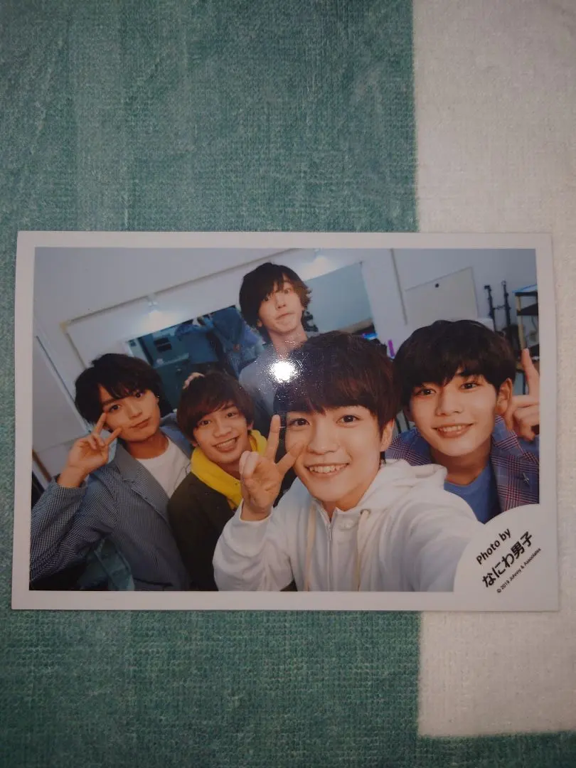 Thumbnail of Official photos: Joichiro Fujiwara, Shunsuke Michieda, Daigo Nishihata, Ryusei Onishi, Kento Nagao (Naniwa Danshi)