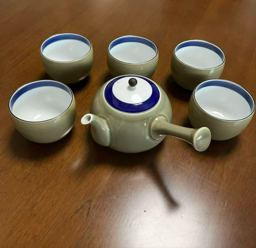 Thumbnail of Fukagawa Seiji Hyakunen-an Tea Gray Glaze Teapot and Teacups