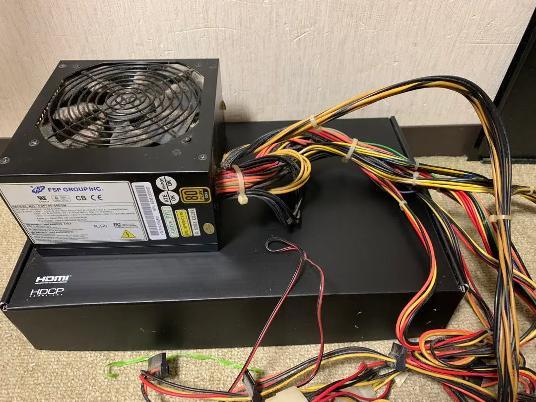 ☆ATX700W電源ユニット FSP700-80EGN 中古動作確認済 FSP GROUP FSP700-80EGN 700W 80PLUS GOLD認証 ATX電源ユニット